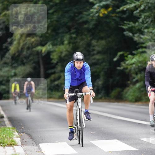 14.09.2025 - Stadtparktriathlon Michael Burmester http://msf.ph/oto/8908946 14.09.2025 09:52:01 Radfahren 456, 541, 583 meine-sportfotos.de