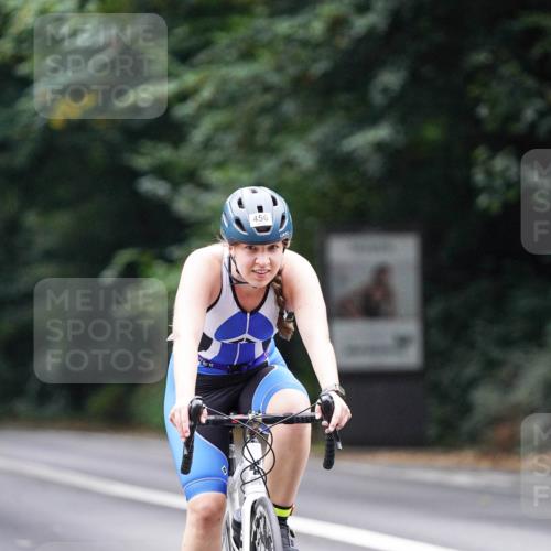 14.09.2025 - Stadtparktriathlon Michael Burmester http://msf.ph/oto/8908952 14.09.2025 09:52:08 Radfahren 456, 494, 541, 583 meine-sportfotos.de
