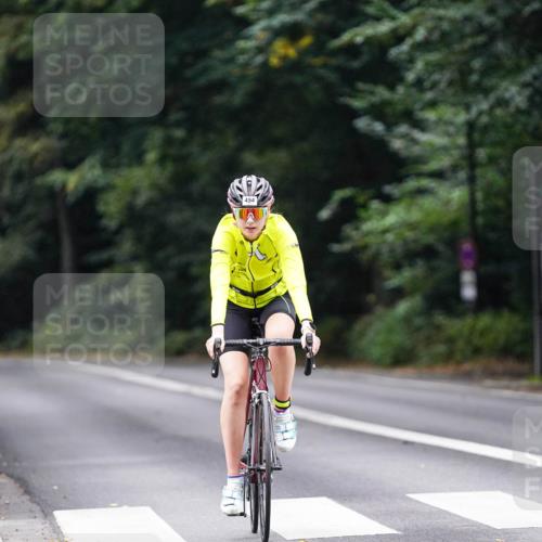14.09.2025 - Stadtparktriathlon Michael Burmester http://msf.ph/oto/8908954 14.09.2025 09:52:11 Radfahren 456, 494 meine-sportfotos.de