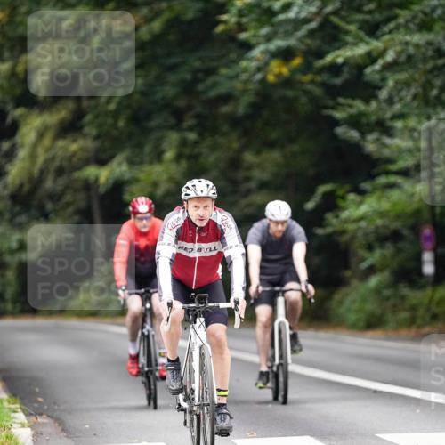 14.09.2025 - Stadtparktriathlon Michael Burmester http://msf.ph/oto/8908988 14.09.2025 09:53:20 Radfahren 550, 591, 614, 618 meine-sportfotos.de