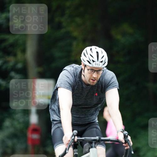 14.09.2025 - Stadtparktriathlon Michael Burmester http://msf.ph/oto/8908992 14.09.2025 09:53:23 Radfahren 550, 591, 614, 618 meine-sportfotos.de