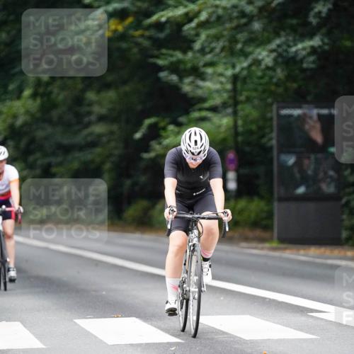14.09.2025 - Stadtparktriathlon Michael Burmester http://msf.ph/oto/8909005 14.09.2025 09:53:41 Radfahren 500, 523, 524, 529, 585 meine-sportfotos.de