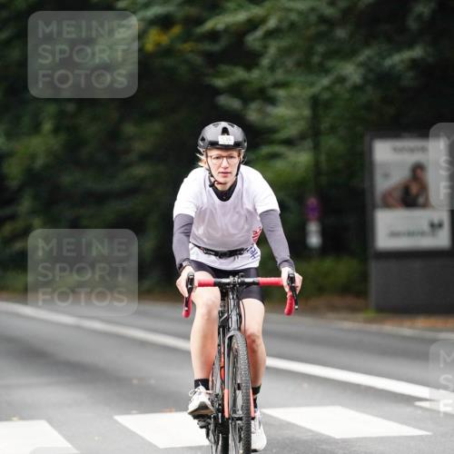 14.09.2025 - Stadtparktriathlon Michael Burmester http://msf.ph/oto/8909076 14.09.2025 09:55:20 Radfahren 458, 509, 532, 534, 536, 571, 573, 592 meine-sportfotos.de