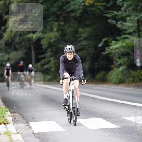 14.09.2025 - Stadtparktriathlon Michael Burmester http://msf.ph/oto/8909089 14.09.2025 09:55:43 Radfahren 539, 564, 589, 611 meine-sportfotos.de