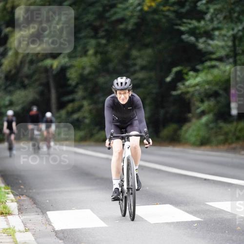 14.09.2025 - Stadtparktriathlon Michael Burmester http://msf.ph/oto/8909090 14.09.2025 09:55:43 Radfahren 539, 564, 589, 611 meine-sportfotos.de