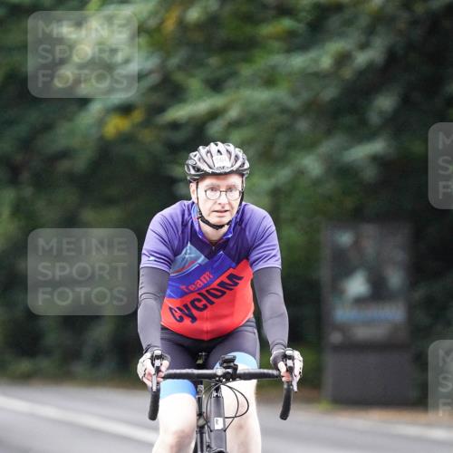 14.09.2025 - Stadtparktriathlon Michael Burmester http://msf.ph/oto/8909115 14.09.2025 09:56:25 Radfahren 527, 566 meine-sportfotos.de