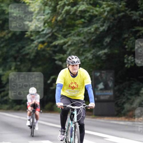 14.09.2025 - Stadtparktriathlon Michael Burmester http://msf.ph/oto/8909150 14.09.2025 09:57:20 Radfahren 446, 562, 588, 594, 597, 605 meine-sportfotos.de