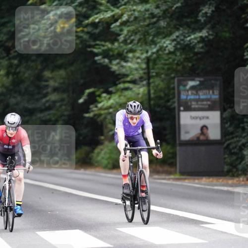 14.09.2025 - Stadtparktriathlon Michael Burmester http://msf.ph/oto/8909183 14.09.2025 09:59:08 Radfahren 465, 537, 570 meine-sportfotos.de