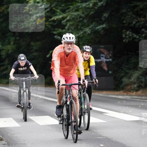 14.09.2025 - Stadtparktriathlon Michael Burmester http://msf.ph/oto/8909231 14.09.2025 10:01:07 Radfahren 528, 533, 548, 550, 606, 614, 616, 620 meine-sportfotos.de