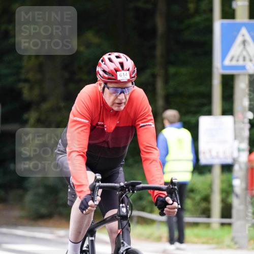 14.09.2025 - Stadtparktriathlon Michael Burmester http://msf.ph/oto/8909234 14.09.2025 10:01:09 Radfahren 528, 550, 575, 606, 614, 616, 620 meine-sportfotos.de