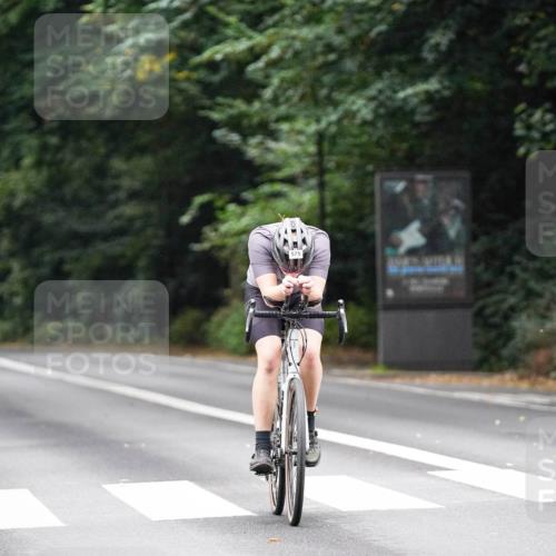 14.09.2025 - Stadtparktriathlon Michael Burmester http://msf.ph/oto/8909237 14.09.2025 10:01:15 Radfahren 528, 575, 585, 607, 614 meine-sportfotos.de