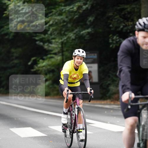14.09.2025 - Stadtparktriathlon Michael Burmester http://msf.ph/oto/8909244 14.09.2025 10:01:20 Radfahren 554, 575, 585, 587, 607, 609 meine-sportfotos.de
