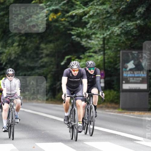 14.09.2025 - Stadtparktriathlon Michael Burmester http://msf.ph/oto/8909285 14.09.2025 10:02:24 Radfahren 515, 555, 559, 561, 573, 593 meine-sportfotos.de