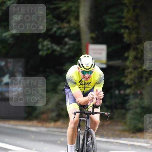 14.09.2025 - Stadtparktriathlon Michael Burmester http://msf.ph/oto/8909289 14.09.2025 10:02:28 Radfahren 514, 515, 555, 561, 573, 593 meine-sportfotos.de