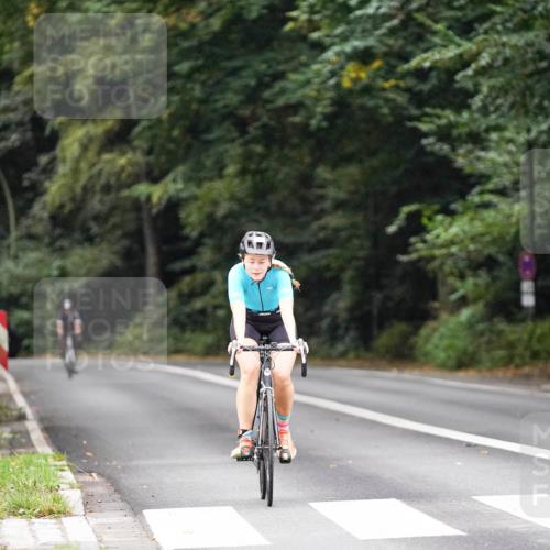 14.09.2025 - Stadtparktriathlon Michael Burmester http://msf.ph/oto/8909292 14.09.2025 10:02:33 Radfahren 514, 561, 593 meine-sportfotos.de