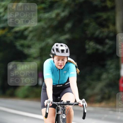 14.09.2025 - Stadtparktriathlon Michael Burmester http://msf.ph/oto/8909293 14.09.2025 10:02:35 Radfahren 514, 561, 571 meine-sportfotos.de