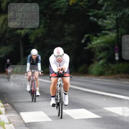 14.09.2025 - Stadtparktriathlon Michael Burmester http://msf.ph/oto/8909328 14.09.2025 10:03:46 Radfahren 539, 594 meine-sportfotos.de