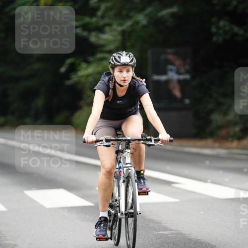 14.09.2025 - Stadtparktriathlon Michael Burmester http://msf.ph/oto/8909342 14.09.2025 10:04:27 Radfahren 546 meine-sportfotos.de