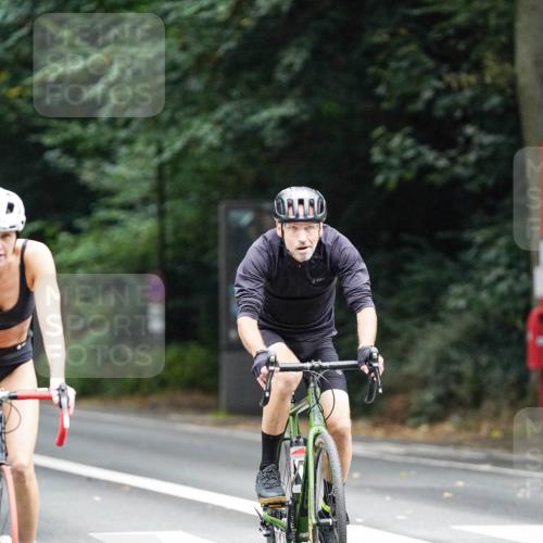 14.09.2025 - Stadtparktriathlon Michael Burmester http://msf.ph/oto/8909352 14.09.2025 10:04:47 Radfahren 521, 522, 531, 557, 566, 574, 619 meine-sportfotos.de