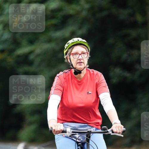 14.09.2025 - Stadtparktriathlon Michael Burmester http://msf.ph/oto/8909405 14.09.2025 10:06:21 Radfahren 590, 600, 601, 602 meine-sportfotos.de