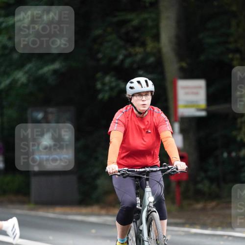 14.09.2025 - Stadtparktriathlon Michael Burmester http://msf.ph/oto/8909409 14.09.2025 10:06:39 Radfahren 535, 542 meine-sportfotos.de