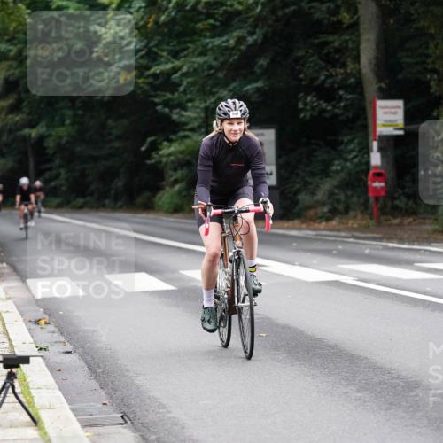 14.09.2025 - Stadtparktriathlon Michael Burmester http://msf.ph/oto/8909428 14.09.2025 10:07:25 Radfahren 524, 537, 541, 548 meine-sportfotos.de