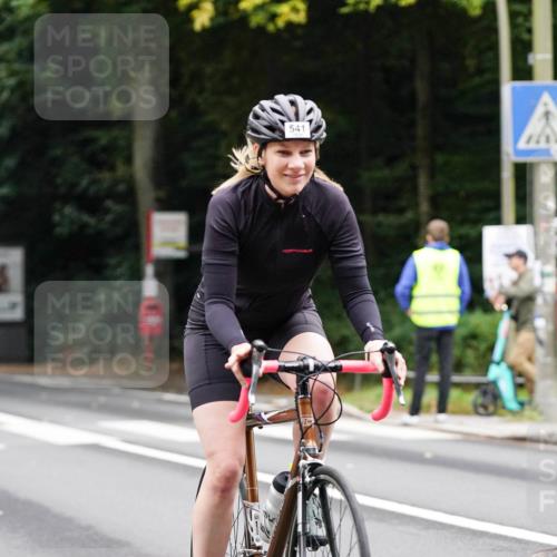 14.09.2025 - Stadtparktriathlon Michael Burmester http://msf.ph/oto/8909430 14.09.2025 10:07:26 Radfahren 524, 537, 541, 545, 548 meine-sportfotos.de