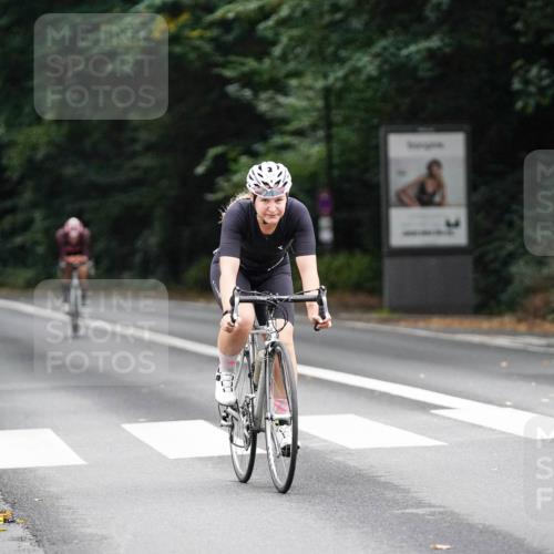 14.09.2025 - Stadtparktriathlon Michael Burmester http://msf.ph/oto/8909432 14.09.2025 10:07:28 Radfahren 524, 537, 541, 545, 548 meine-sportfotos.de