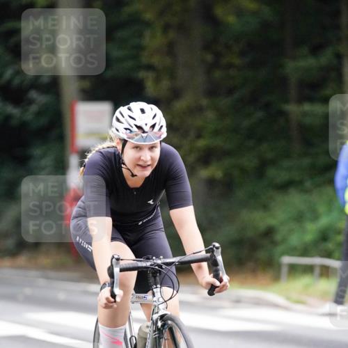14.09.2025 - Stadtparktriathlon Michael Burmester http://msf.ph/oto/8909434 14.09.2025 10:07:29 Radfahren 524, 537, 541, 545, 548 meine-sportfotos.de
