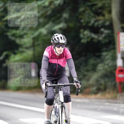14.09.2025 - Stadtparktriathlon Michael Burmester http://msf.ph/oto/8909547 14.09.2025 10:10:43 Radfahren 514, 529, 564, 620 meine-sportfotos.de