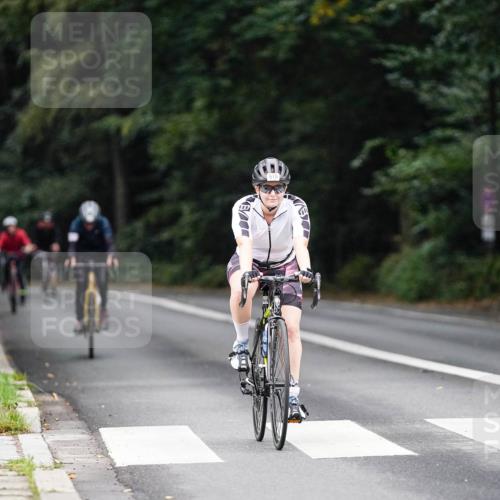 14.09.2025 - Stadtparktriathlon Michael Burmester http://msf.ph/oto/8909579 14.09.2025 10:11:45 Radfahren 515, 534, 592 meine-sportfotos.de