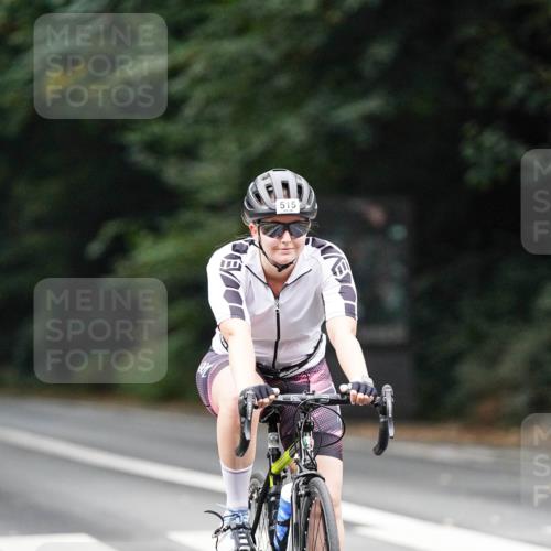 14.09.2025 - Stadtparktriathlon Michael Burmester http://msf.ph/oto/8909582 14.09.2025 10:11:46 Radfahren 515, 539, 592 meine-sportfotos.de