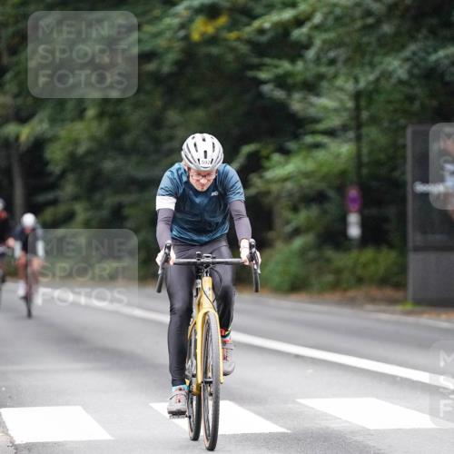 14.09.2025 - Stadtparktriathlon Michael Burmester http://msf.ph/oto/8909585 14.09.2025 10:11:48 Radfahren 515, 539, 592, 611 meine-sportfotos.de