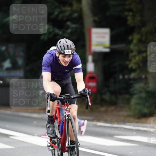 14.09.2025 - Stadtparktriathlon Michael Burmester http://msf.ph/oto/8909594 14.09.2025 10:11:58 Radfahren 539, 549, 558, 611 meine-sportfotos.de