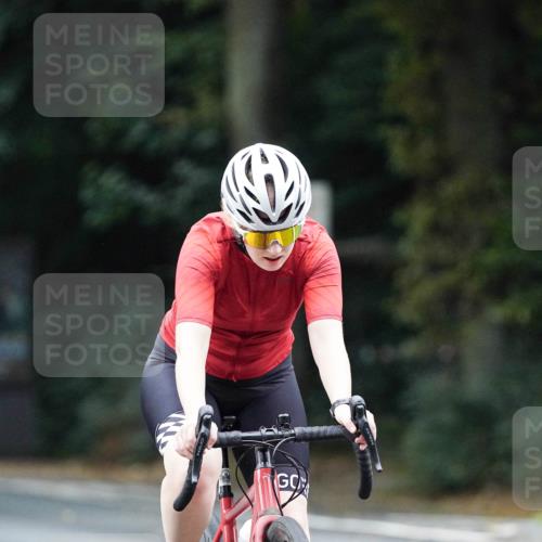 14.09.2025 - Stadtparktriathlon Michael Burmester http://msf.ph/oto/8909616 14.09.2025 10:13:07 Radfahren 531, 566, 578, 610 meine-sportfotos.de