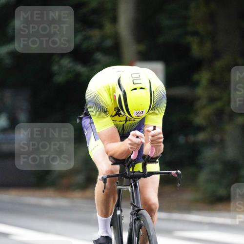14.09.2025 - Stadtparktriathlon Michael Burmester http://msf.ph/oto/8909687 14.09.2025 10:15:13 Radfahren 567, 593, 597, 604, 605 meine-sportfotos.de
