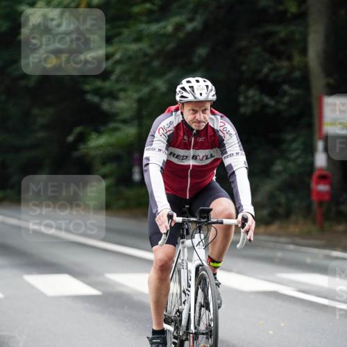 14.09.2025 - Stadtparktriathlon Michael Burmester http://msf.ph/oto/8909734 14.09.2025 10:16:39 Radfahren 513, 550, 585, 588, 614, 615, 629 meine-sportfotos.de