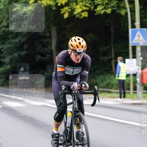 14.09.2025 - Stadtparktriathlon Michael Burmester http://msf.ph/oto/8909750 14.09.2025 10:17:06 Radfahren 525, 551, 630 meine-sportfotos.de