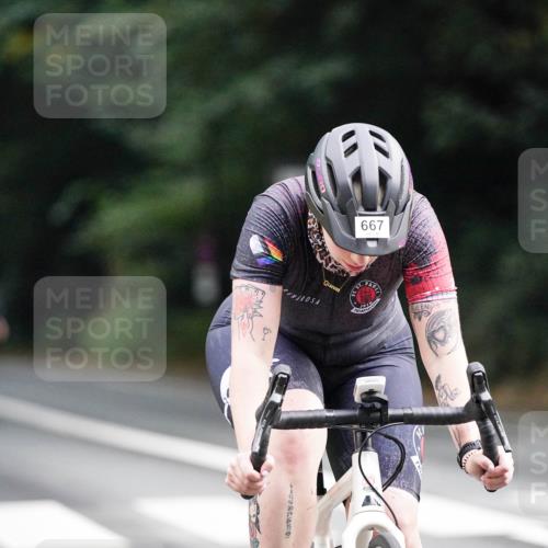 14.09.2025 - Stadtparktriathlon Michael Burmester http://msf.ph/oto/8909769 14.09.2025 10:19:28 Radfahren 589, 622, 641, 667 meine-sportfotos.de
