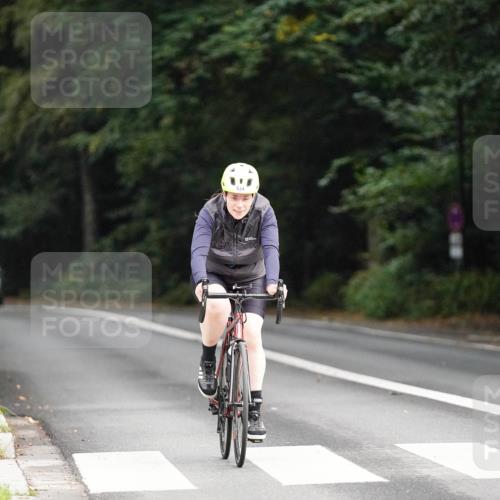 14.09.2025 - Stadtparktriathlon Michael Burmester http://msf.ph/oto/8909783 14.09.2025 10:19:57 Radfahren 534, 633 meine-sportfotos.de