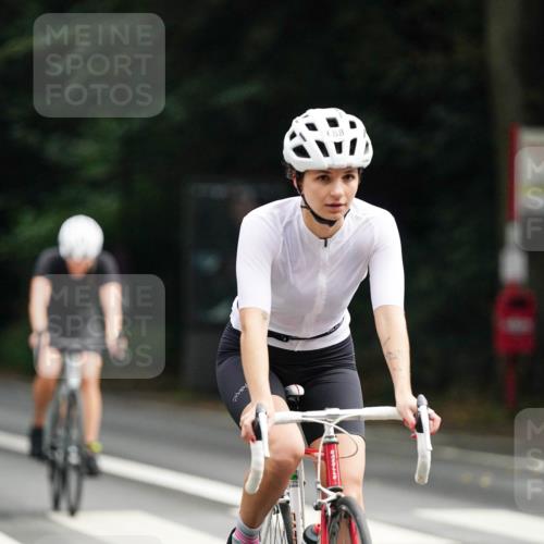 14.09.2025 - Stadtparktriathlon Michael Burmester http://msf.ph/oto/8909814 14.09.2025 10:20:42 Radfahren 532, 547, 610, 620, 628, 685, 688, 702, 710 meine-sportfotos.de
