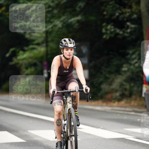 14.09.2025 - Stadtparktriathlon Michael Burmester http://msf.ph/oto/8909909 14.09.2025 10:22:48 Radfahren 553, 568, 584, 591, 646, 716 meine-sportfotos.de