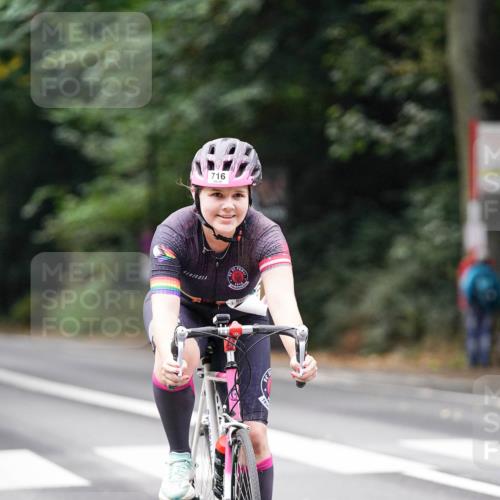 14.09.2025 - Stadtparktriathlon Michael Burmester http://msf.ph/oto/8909913 14.09.2025 10:22:55 Radfahren 556, 591, 646, 654, 716 meine-sportfotos.de