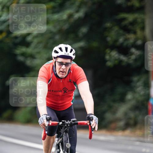 14.09.2025 - Stadtparktriathlon Michael Burmester http://msf.ph/oto/8909920 14.09.2025 10:23:02 Radfahren 556, 604, 654 meine-sportfotos.de