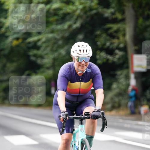14.09.2025 - Stadtparktriathlon Michael Burmester http://msf.ph/oto/8909928 14.09.2025 10:23:20 Radfahren 517, 573, 615, 626, 636, 647 meine-sportfotos.de