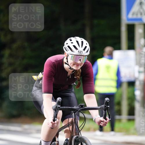 14.09.2025 - Stadtparktriathlon Michael Burmester http://msf.ph/oto/8909987 14.09.2025 10:24:53 Radfahren 511, 519, 525, 536, 580, 668 meine-sportfotos.de