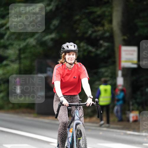 14.09.2025 - Stadtparktriathlon Michael Burmester http://msf.ph/oto/8910013 14.09.2025 10:25:42 Radfahren 567, 600, 601, 627 meine-sportfotos.de
