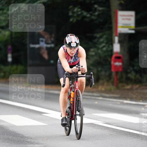 14.09.2025 - Stadtparktriathlon Michael Burmester http://msf.ph/oto/8910050 14.09.2025 10:26:39 Radfahren 561, 588, 641, 692 meine-sportfotos.de