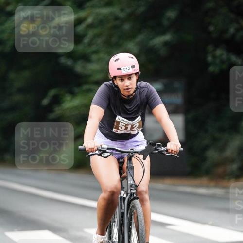 14.09.2025 - Stadtparktriathlon Michael Burmester http://msf.ph/oto/8910092 14.09.2025 10:27:26 Radfahren 512, 535, 577, 589, 651 meine-sportfotos.de