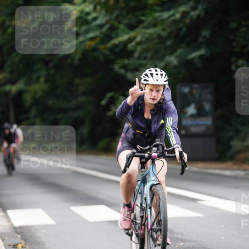 14.09.2025 - Stadtparktriathlon Michael Burmester http://msf.ph/oto/8910130 14.09.2025 10:28:52 Radfahren 611, 619, 632, 694, 720, 721 meine-sportfotos.de